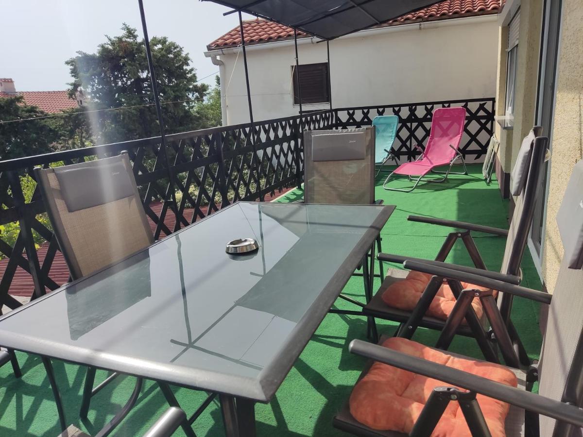 Apartment Teresa With Big Terrace Dramalj Crikvenica Zewnętrze zdjęcie