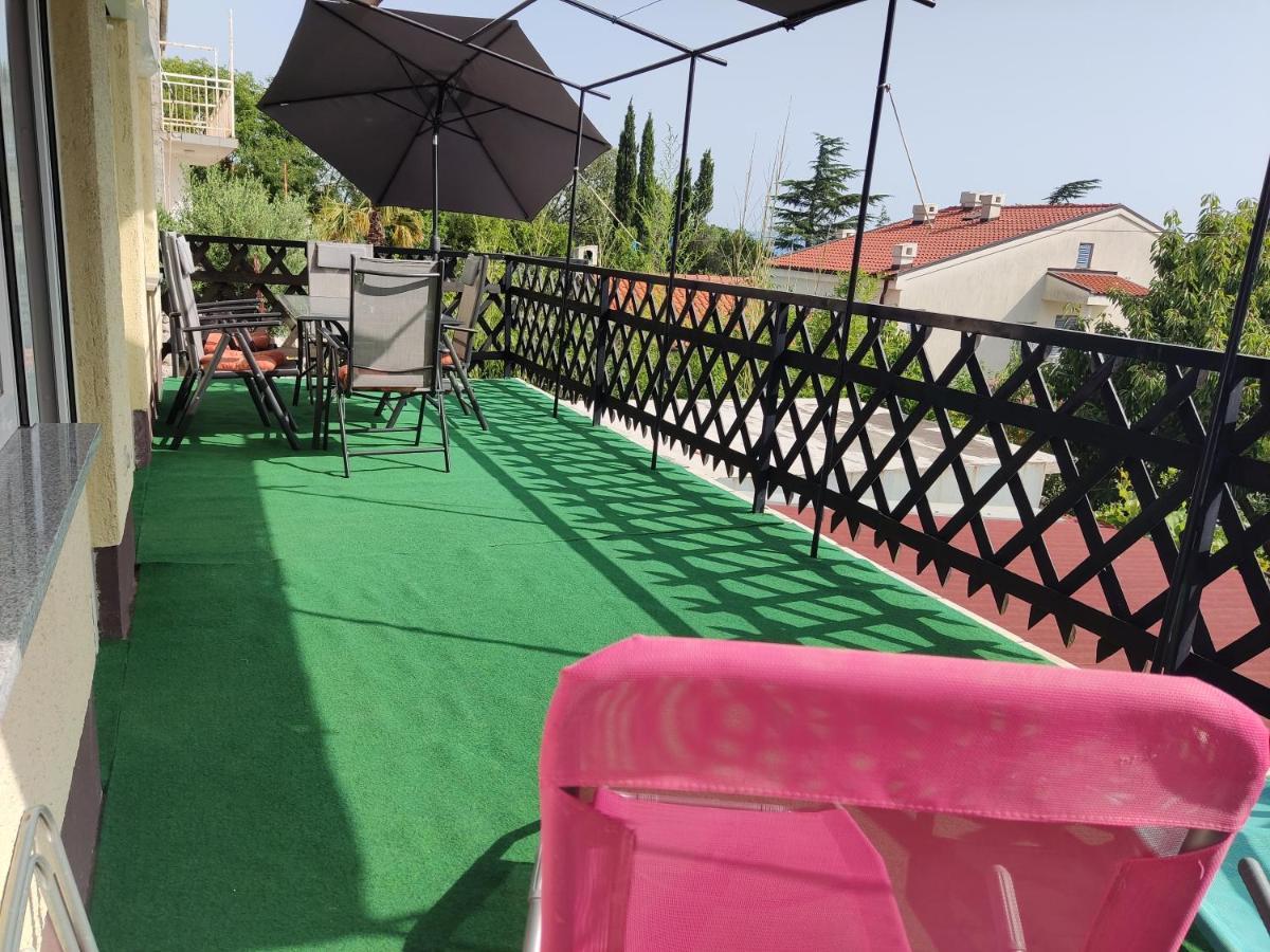 Apartment Teresa With Big Terrace Dramalj Crikvenica Zewnętrze zdjęcie